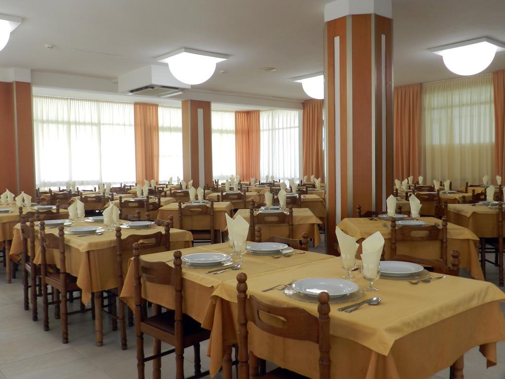 Hotel Michelangelo Bellaria-Igea Marina Exterior foto